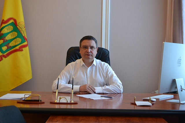 Поздравление пензенского бизнес-омбудсмена с Днем защитника Отечества 